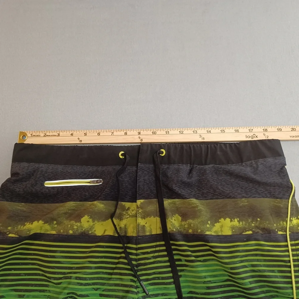 ZeroXposur Mens Board Shorts XL Black Grn Neon Striped Swim Trunks Zipper Pocket